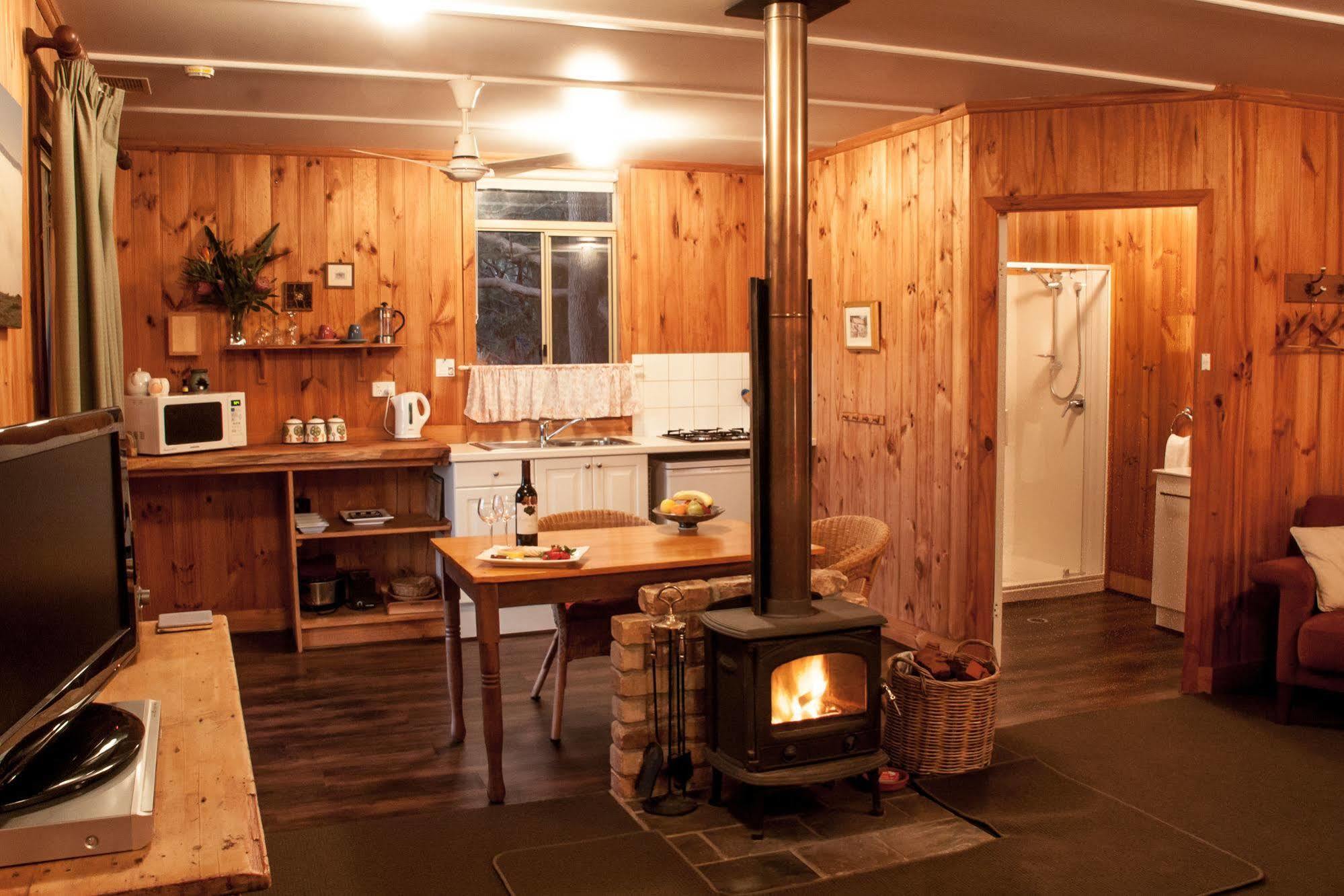 Balingup Heights Hilltop Forest Cottages エクステリア 写真
