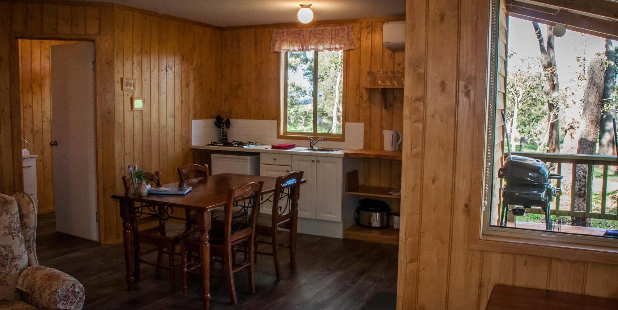 Balingup Heights Hilltop Forest Cottages エクステリア 写真