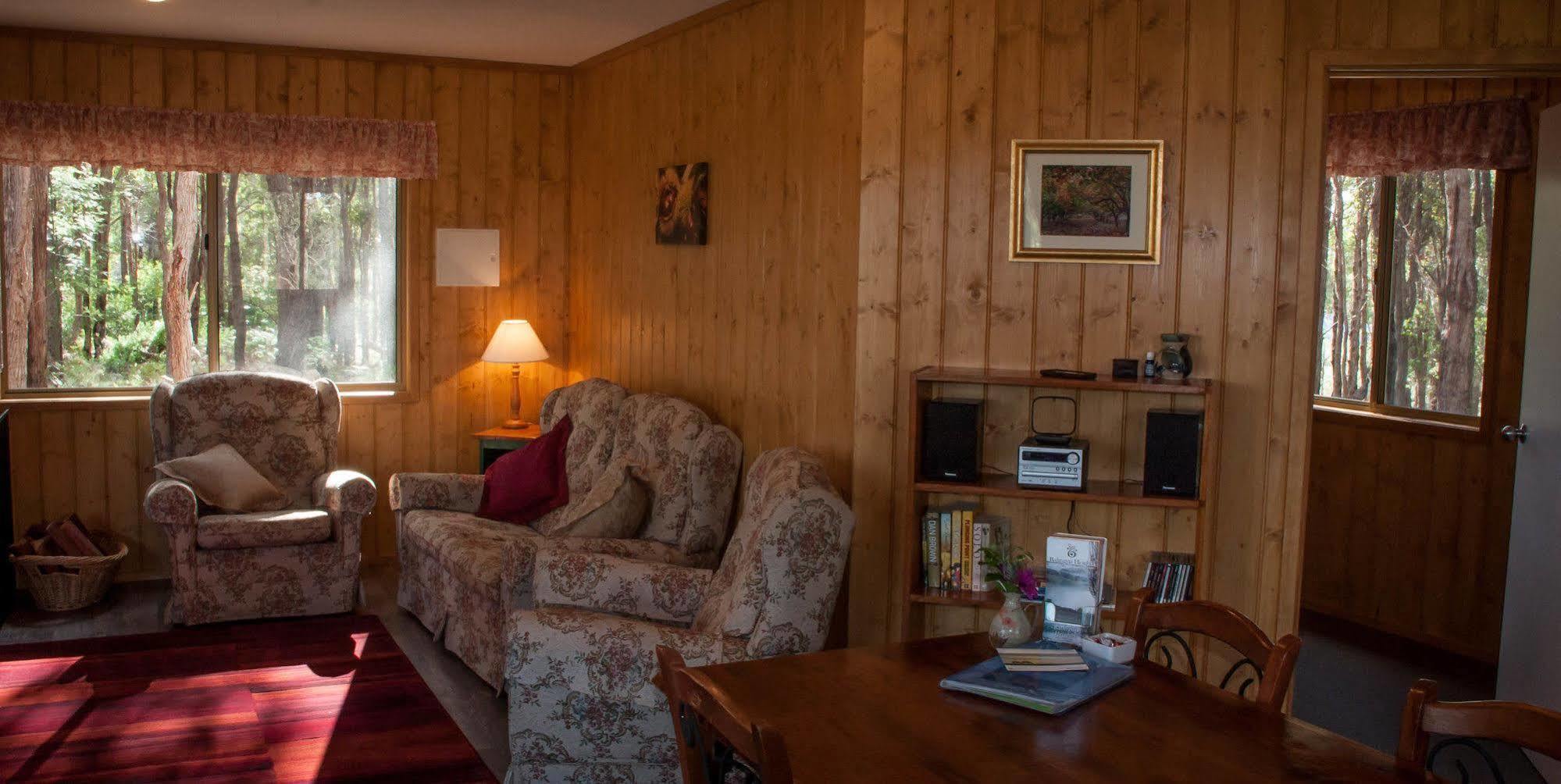 Balingup Heights Hilltop Forest Cottages エクステリア 写真